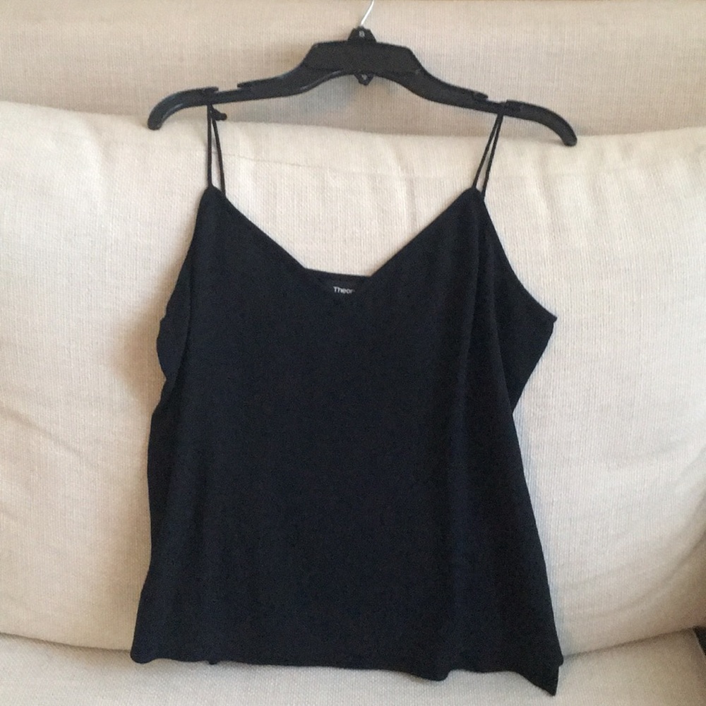 Theory Black Tank